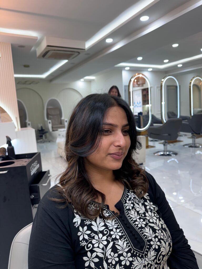 Transform Your Look at the Best Women's Salon in Kosturinagar