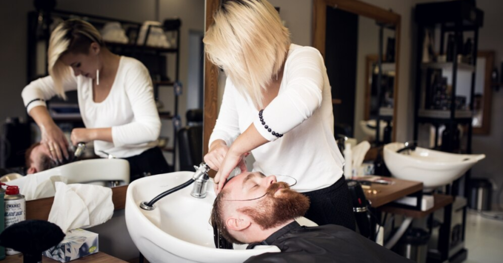 Advantages of Visiting Vista Salon