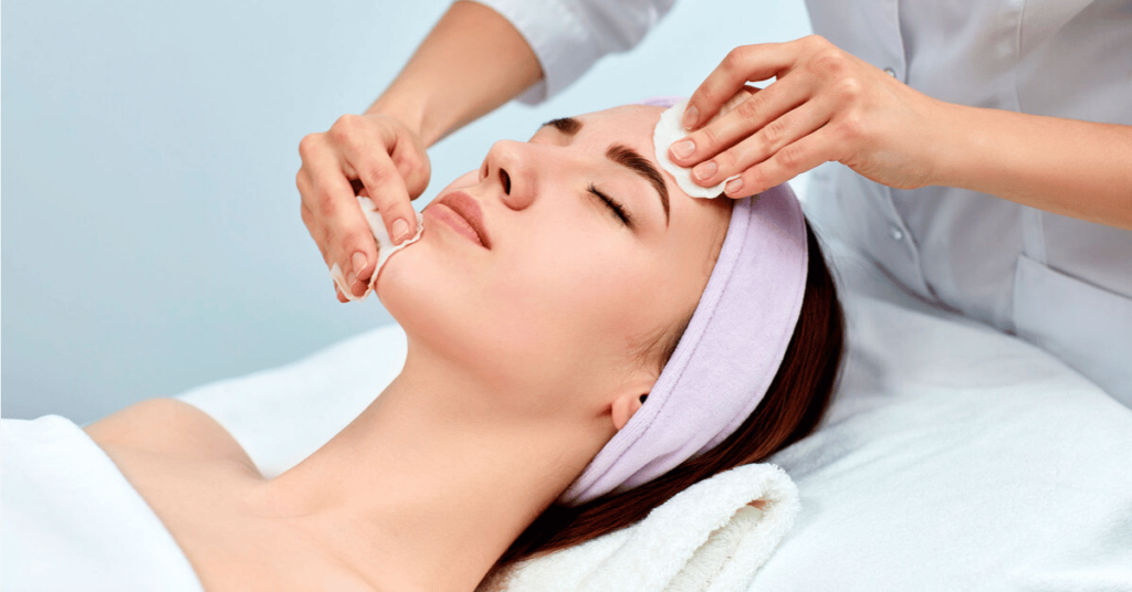 Best Facial Salon in HRBR Layout, Bangalore: Vista Salon